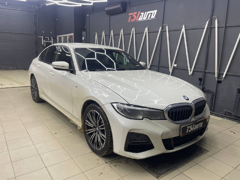 Химчистка салона BMW 3 в Волгограде