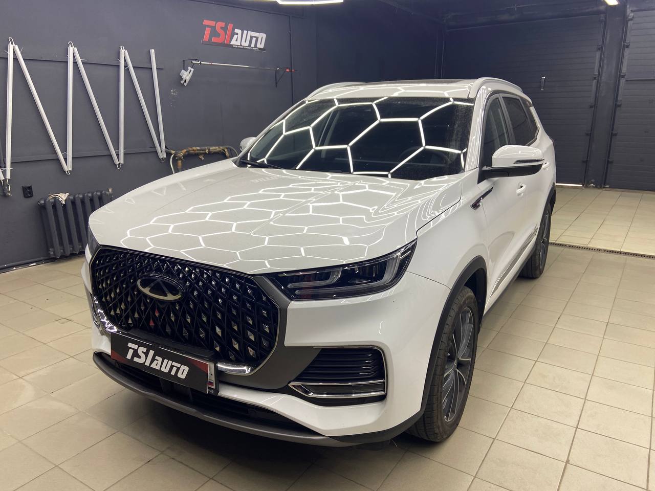 Шумоизоляция Chery Tiggo 8 Pro Max в пакете Комфорт в Волгограде