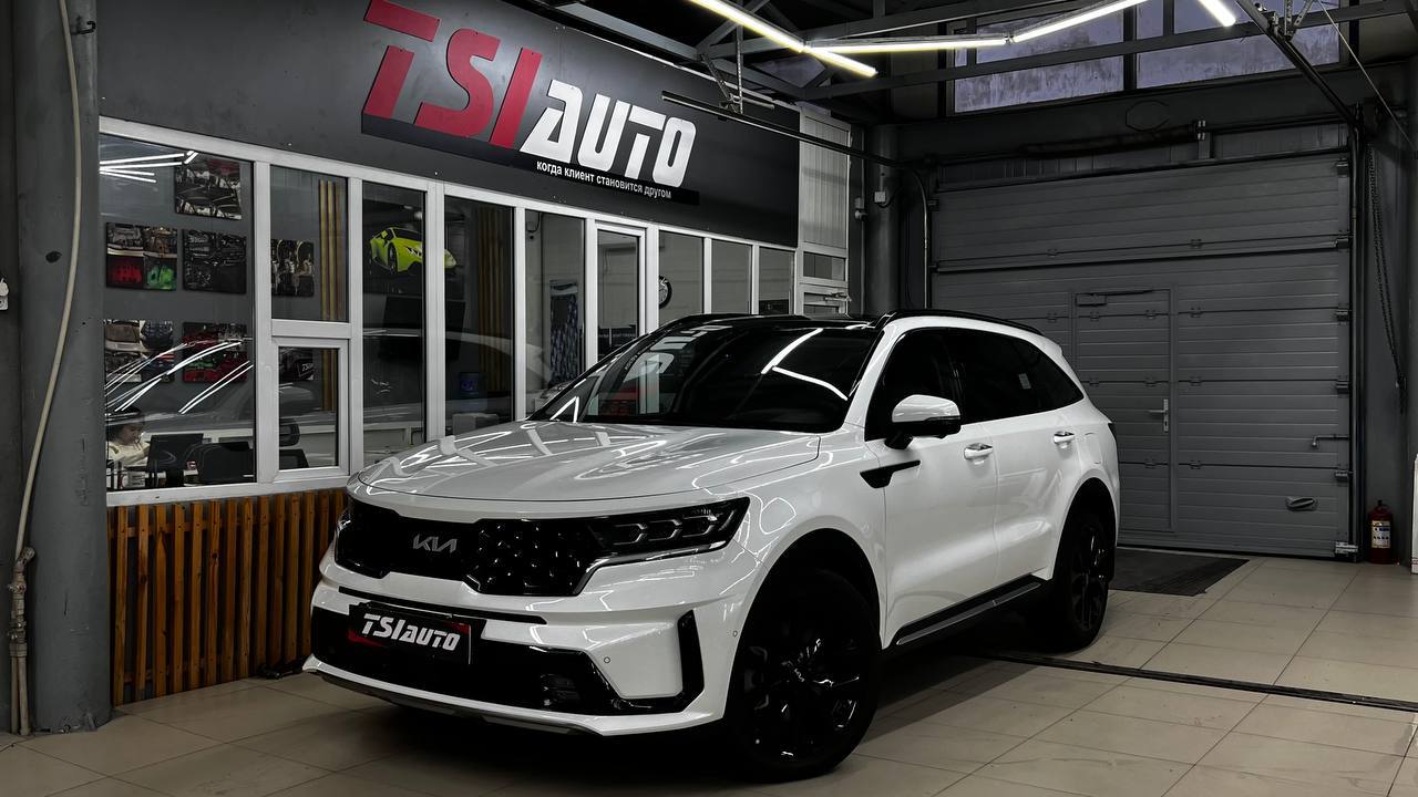 Kia Sorento оклейка бронепленкой в Волгограде