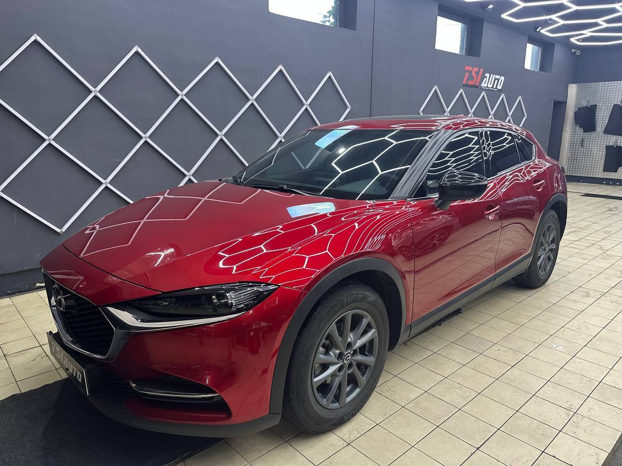 Шумоизоляция Mazda CX-4 в Волгограде