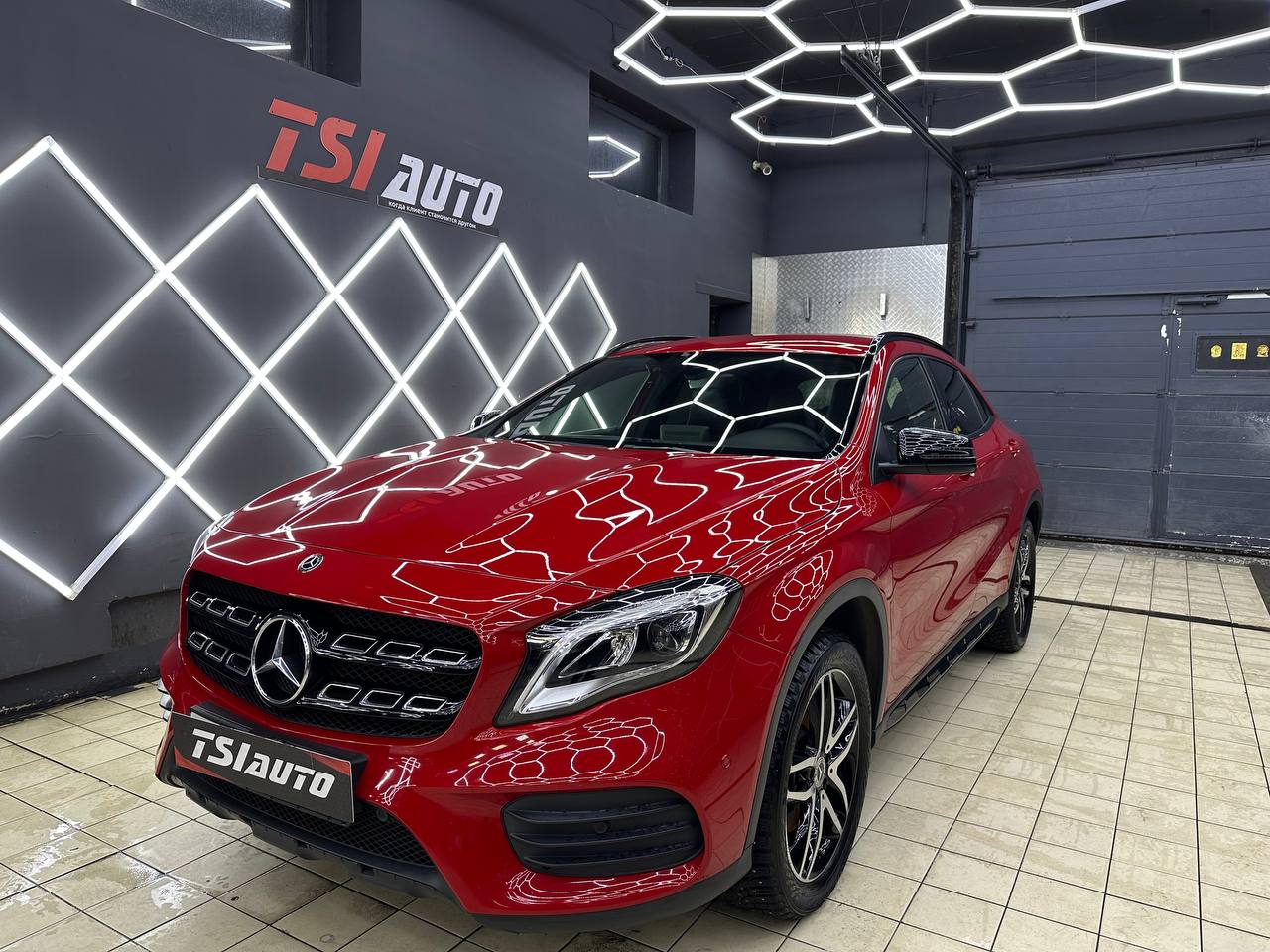 Химчистка Mercedes GLA в Волгограде