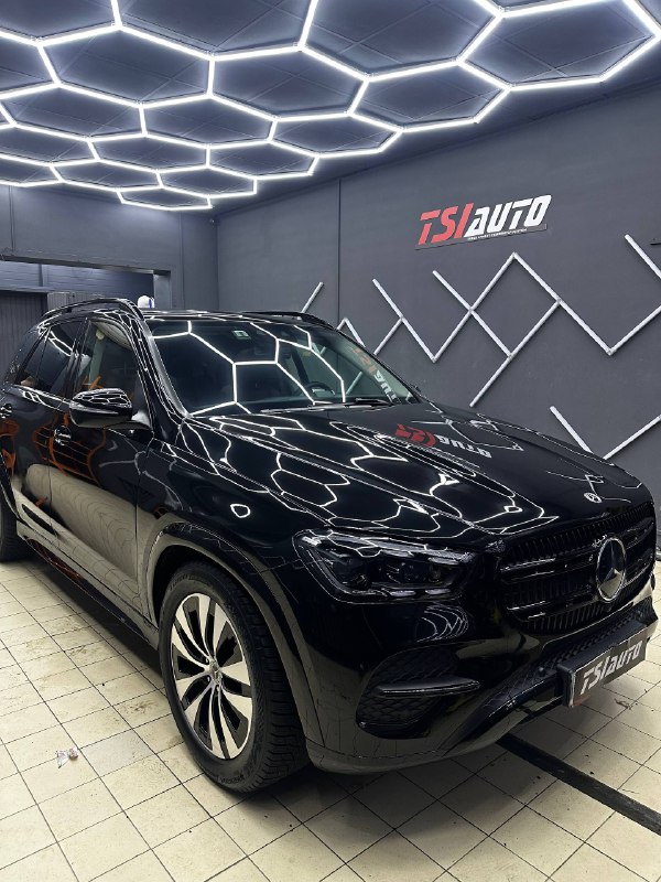 Полная оклейка пленкой Mercedes GLE в Волгограде